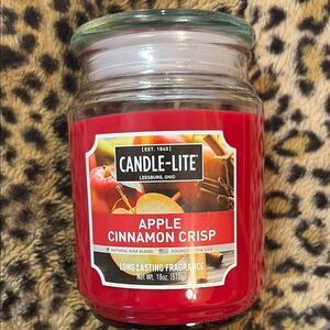 Apple Cinnamon Crisp Red Candle